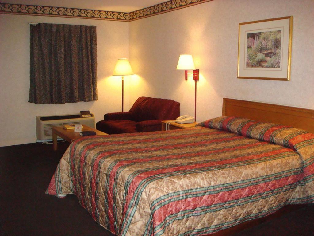Americas Best Value Inn&Suites Macon Exterior foto
