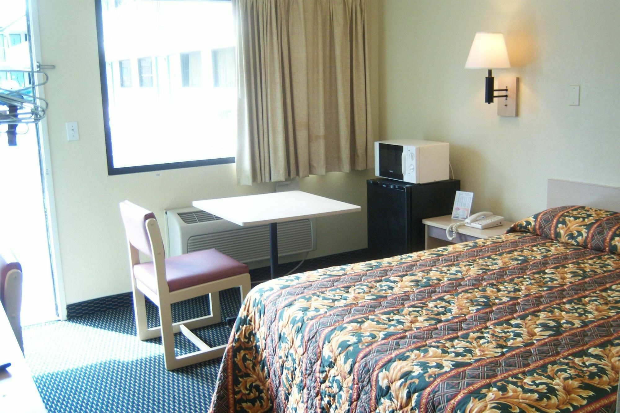 Americas Best Value Inn&Suites Macon Exterior foto